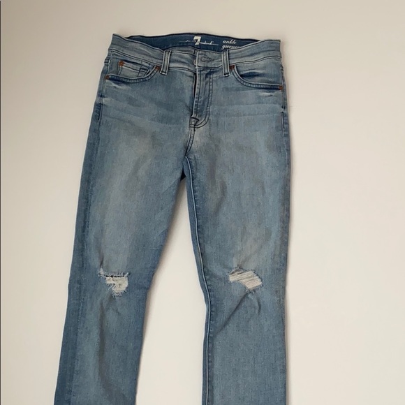 7 For All Mankind Distressed Ankle Gwenevere - Picture 6 of 9
